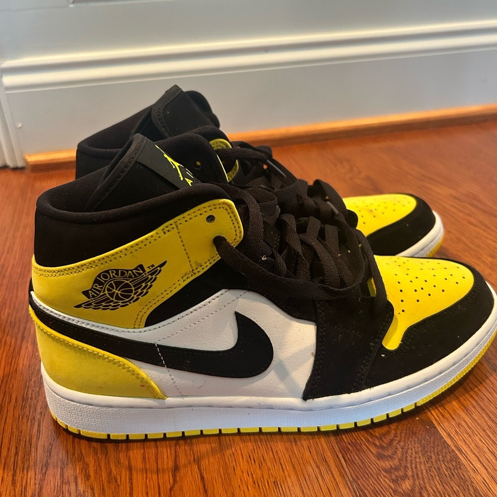Air Jordan 1 Size 9